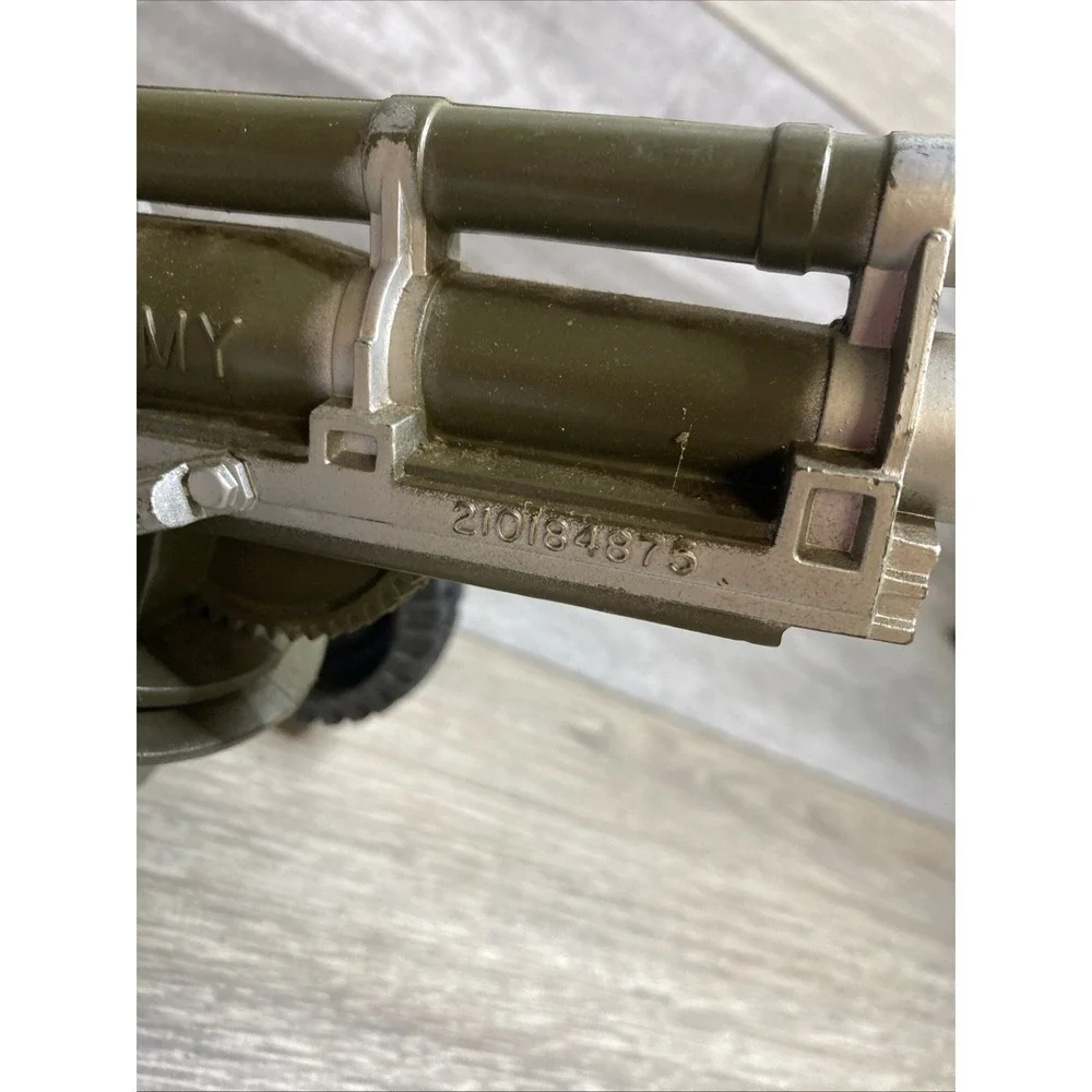 Vintage Marx Lumar 12
